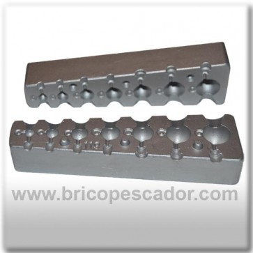 Molde de aluminio para plomo. 7 jigs football.